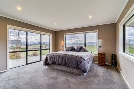 Photo of property in 10 Hardacre Place, Omarama, 9412