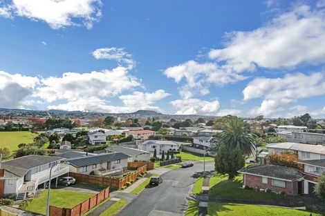 Photo of property in 1 Elizabeth Street, Pakuranga, Auckland, 2010