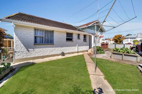 Photo of property in 1 Oxford Street, Holmes Hill, Oamaru, 9401