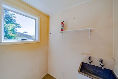 Photo of property in 15 Porritt Place, Waipukurau, 4200