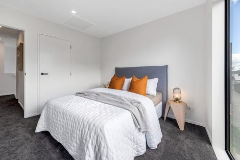 Photo of property in 15 Humariri Street, Point Chevalier, Auckland, 1022