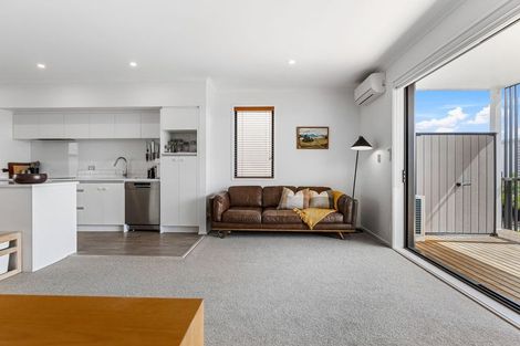 Photo of property in 16 Raranga Lane, Hobsonville, Auckland, 0616