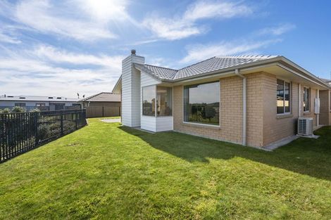 Photo of property in 17 Waitaha Place, Bell Block, New Plymouth, 4312