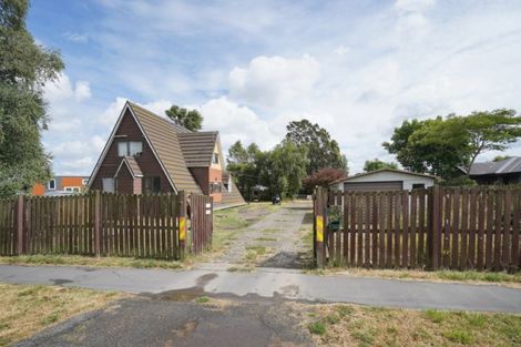 Photo of property in 33 Heyders Road, Spencerville, Christchurch, 8083
