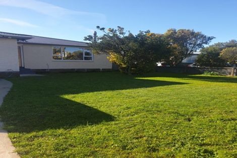 Photo of property in 44 Lyndhurst Crescent, Aranui, Christchurch, 8061