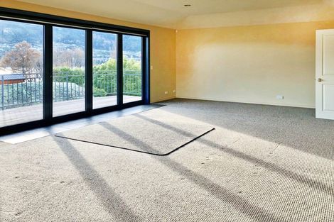 Photo of property in 536a Peninsula Road, Kelvin Heights, Queenstown, 9300