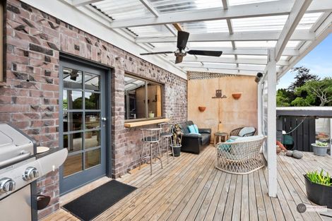 Photo of property in 21 Dalton Grove, Stokes Valley, Lower Hutt, 5019