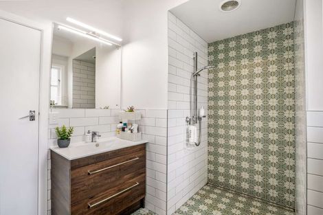 Photo of property in 81 Purnell Street, College Estate, Whanganui, 4500