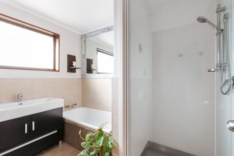 Photo of property in 73a Percy Road, Papamoa Beach, Papamoa, 3118