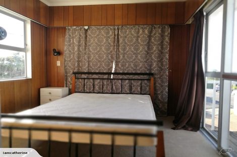 Photo of property in 1 Elizabeth Place, Mairangi Bay, Auckland, 0630