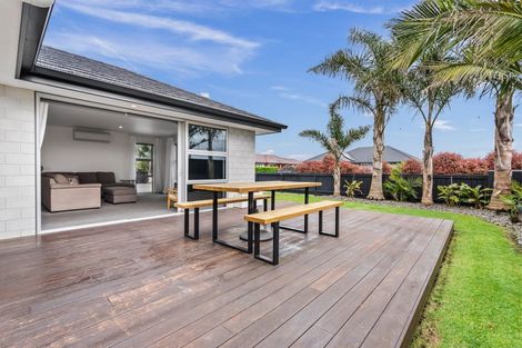 Photo of property in 24 Ferry Road, Waipu, 0510