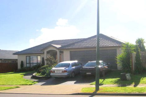 Photo of property in 12 Carlingford Drive, East Tamaki, Auckland, 2016
