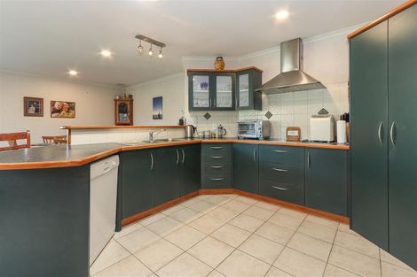 Photo of property in 20 Frame Place, Owhata, Rotorua, 3010