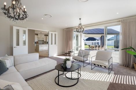 Photo of property in 129 Saint Kilda Road, Cambridge, 3434