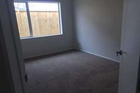 Photo of property in 24 Skipjack Pass, Silverdale, 0932