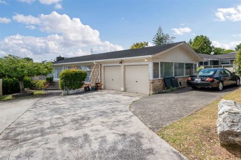 Photo of property in 104 Grande Vue Road, Hillpark, Auckland, 2102