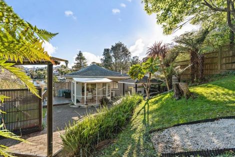 Photo of property in 2/43 Seaton Road, Murrays Bay, Auckland, 0630