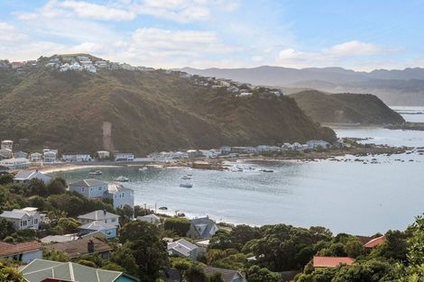 Photo of property in 10/52 High Street, Island Bay, Wellington, 6023