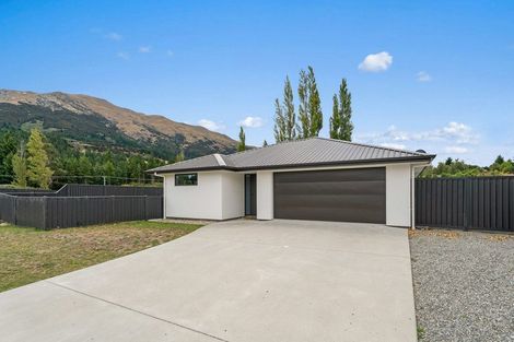 Photo of property in 13 Edna Lane, Lake Hawea, 9382