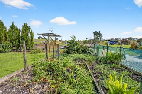 Photo of property in 252 Oneriri Road, Kaiwaka, 0573