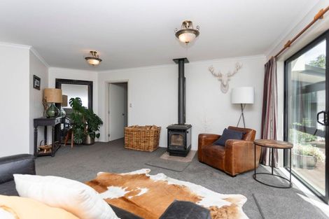 Photo of property in 15b Edward Street, Dannevirke, 4930