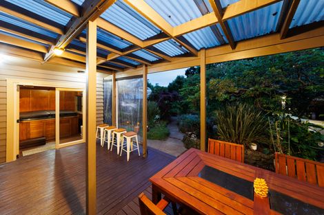 Photo of property in 9 Rosalie Terrace, Kelvin Grove, Palmerston North, 4414