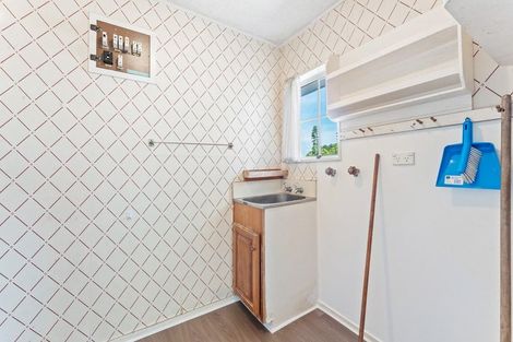 Photo of property in 1/113 Rosario Crescent, Red Beach, 0932