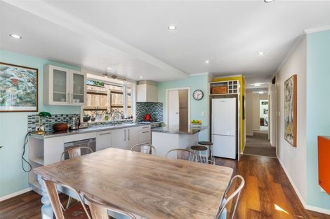 Photo of property in 42 Poplar Avenue, Raumati South, Paraparaumu, 5032