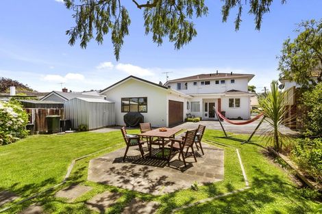 Photo of property in 17 Hathaway Avenue, Boulcott, Lower Hutt, 5010