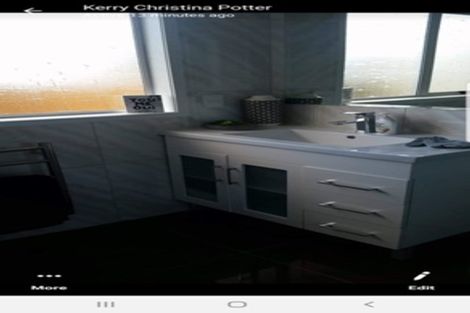 Photo of property in 1/4 Kirrama Place, Conifer Grove, Takanini, 2112