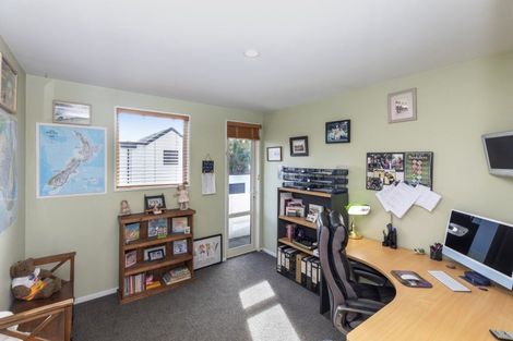 Photo of property in 28 Mayfair Street, Riccarton, Christchurch, 8011