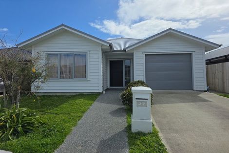 Photo of property in 27 Kairaumati Crescent, Kelson, Lower Hutt, 5010