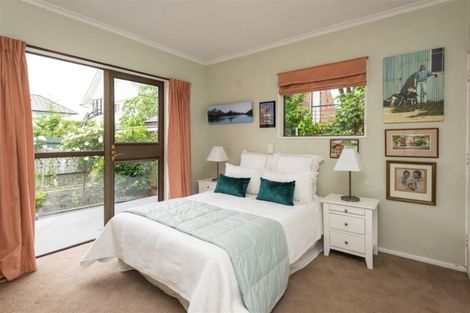 Photo of property in 22 Helmores Lane, Merivale, Christchurch, 8014