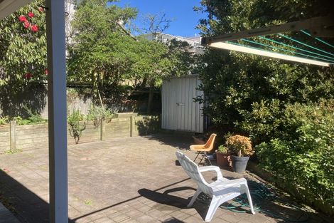 Photo of property in 2 Stanley Street, Berhampore, Wellington, 6023