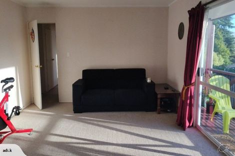 Photo of property in 2/17a Idesia Place, Totara Heights, Auckland, 2105