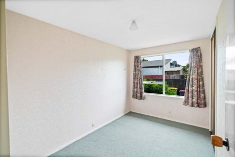 Photo of property in 2/4 Brixton Street, Islington, Christchurch, 8042