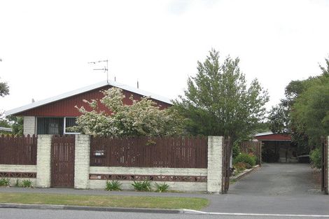 Photo of property in 177 Queenspark Drive, Parklands, Christchurch, 8083