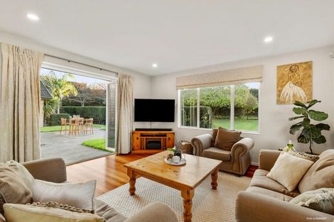 Photo of property in 284 Patumahoe Road, Pukekohe, 2678
