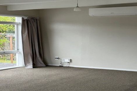 Photo of property in 18 Moana Road, Paraparaumu, 5032