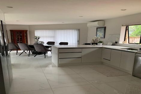 Photo of property in 82 Caribbean Drive, Unsworth Heights, Auckland, 0632