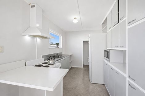 Photo of property in 71 Awaroa Road, Helensville, 0800
