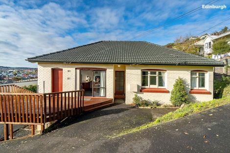 Photo of property in 35 Easther Crescent, Kew, Dunedin, 9012