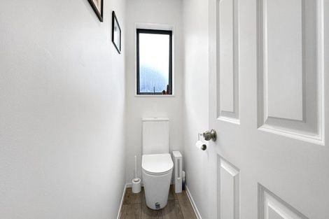 Photo of property in 73 Hamlin Road, Mount Wellington, Auckland, 1060