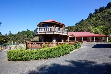Photo of property in 5078 Kenepuru Road, Ohauparuparu Bay, Picton, 7282