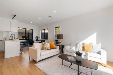 Photo of property in 31c Weatherly Road, Torbay, Auckland, 0630