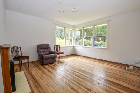 Photo of property in 12 Watt Street, Featherston, 5710