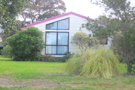 Photo of property in 117 Rangi Avenue, Whangamata, 3620