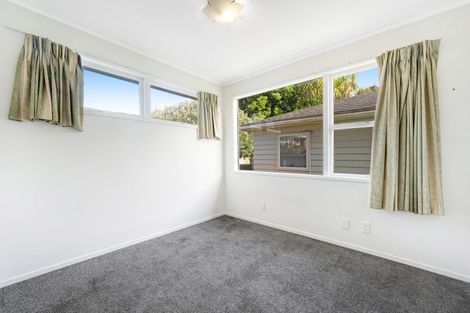 Photo of property in 1 Beldon Place, Pakuranga Heights, Auckland, 2010