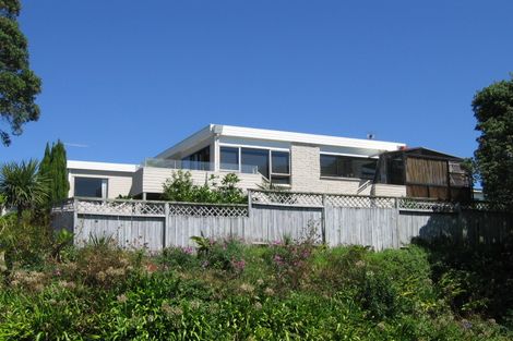 Photo of property in 2/42 Beach Road, Castor Bay, Auckland, 0620