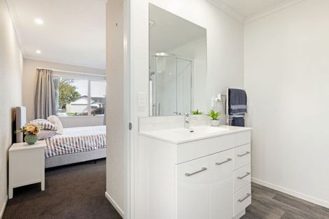 Photo of property in 13 Rosewood Court, Huntington, Hamilton, 3210